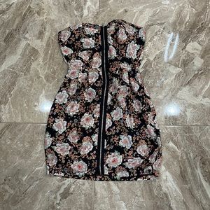 Foreign exchange lol dress with zip